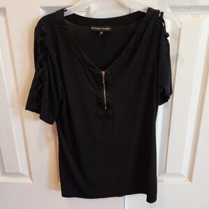 Women's Medium Black Blouse